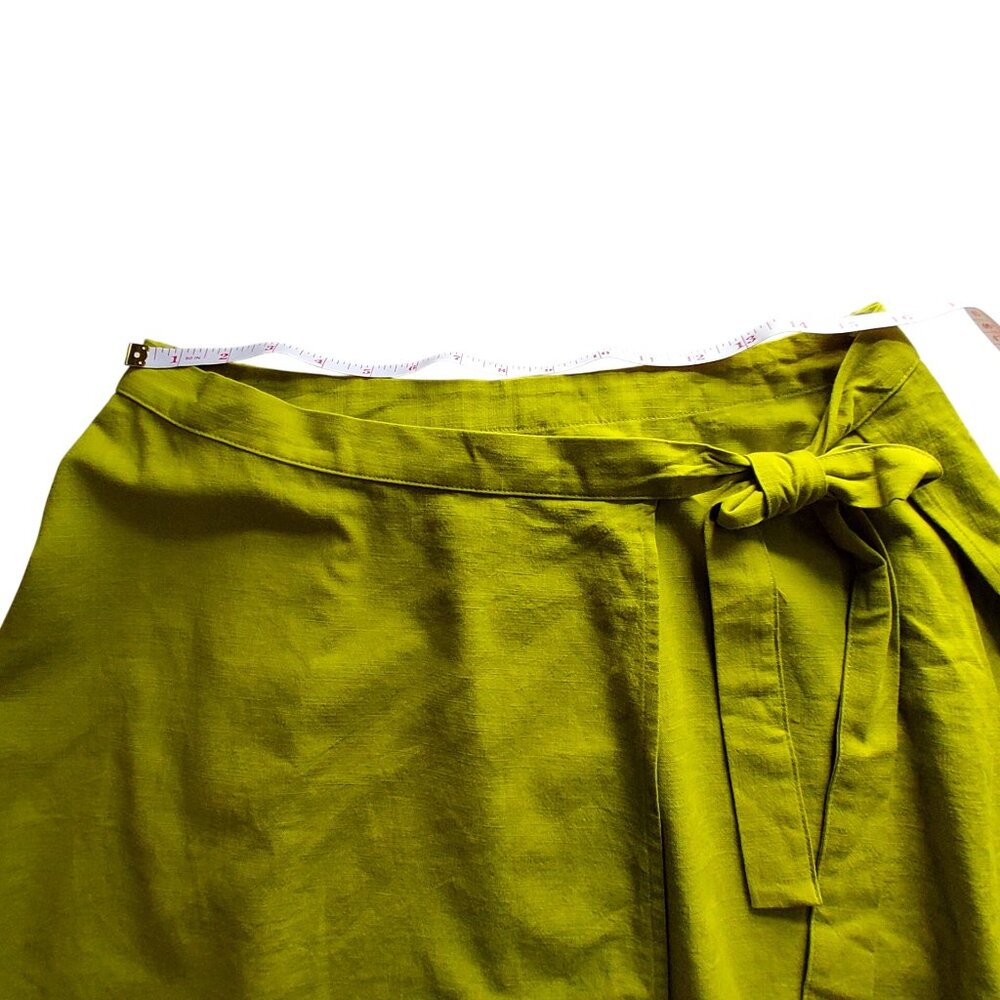 A New Day Lime Green Mini Skirt Elastic Waist Medium Size Cotton & Rayon Blend - Picture 3 of 10